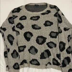 Leopard Print Sweater - Black and Gray